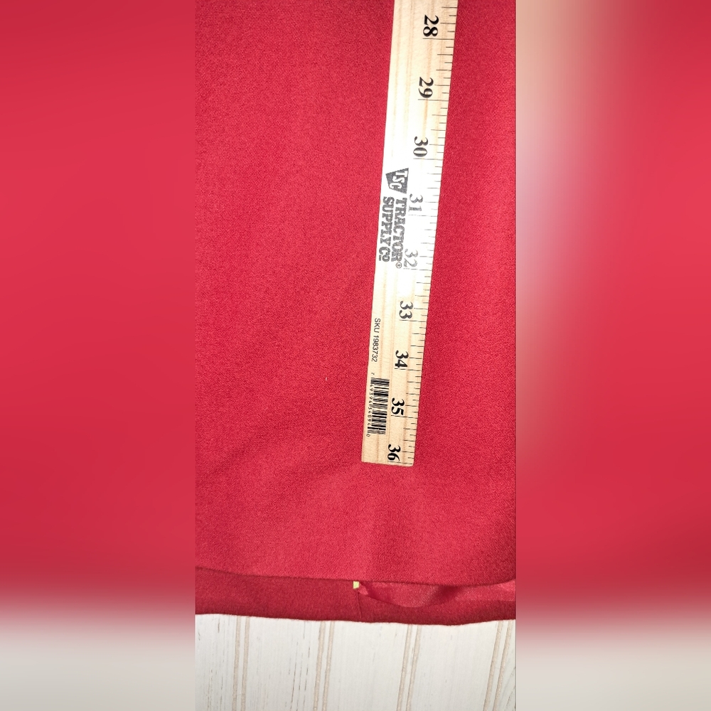 Ladies Harve' Benard Vtg Red Wool Coat Sleeved Cape Lined 18W Holidays Christmas - Picture 9 of 10